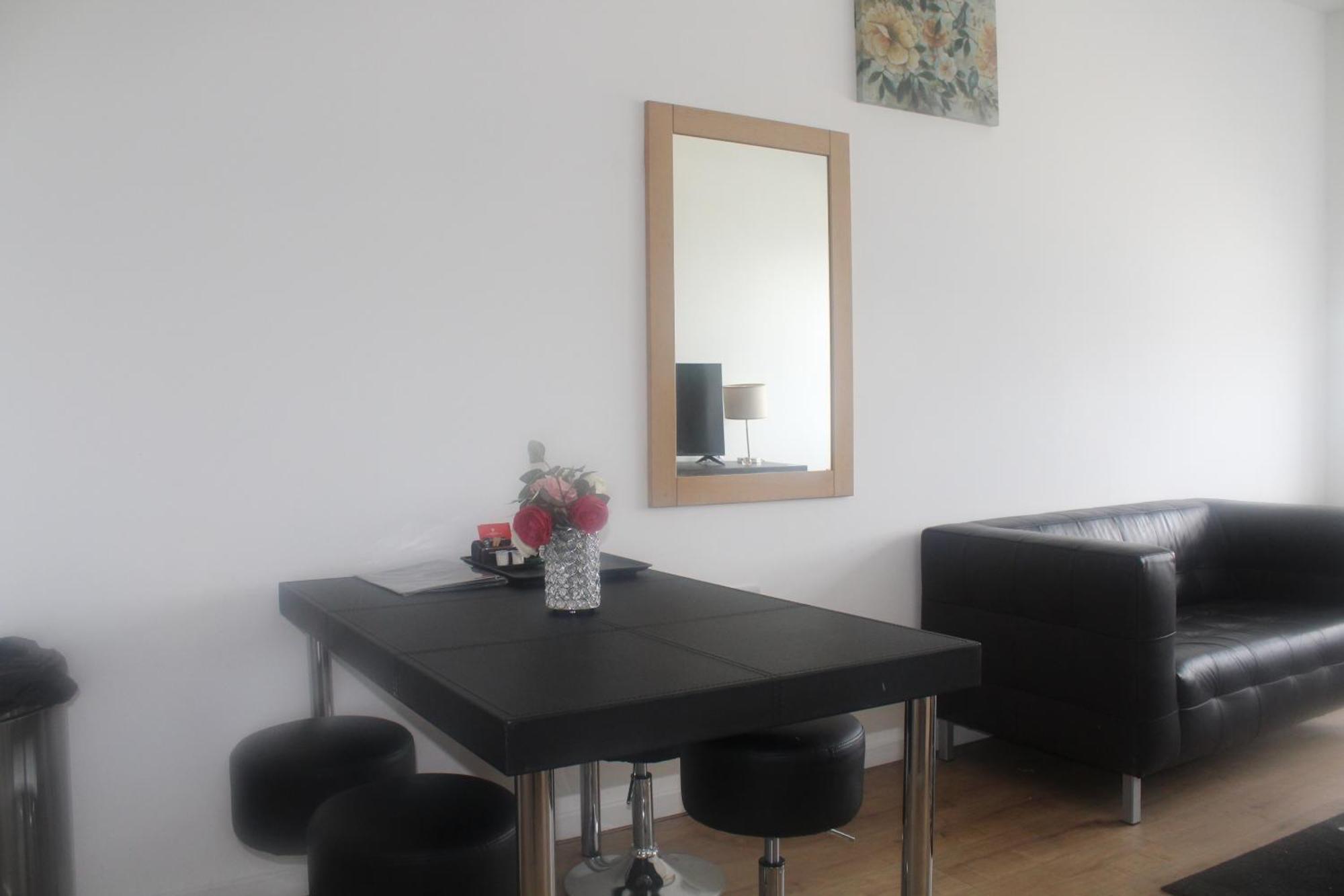 Flat 413 One Bedroom Apartment Birmingham Exterior foto